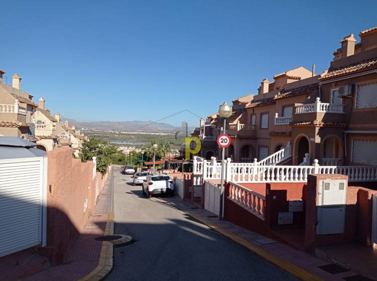 Venta - Casa adosada - Santa Pola-Gran Alacant - Urb. Montemar