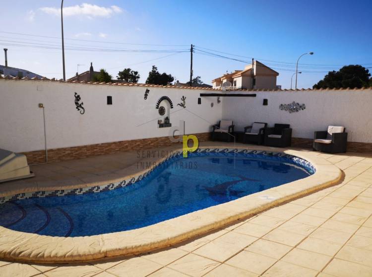 Sale - Villa - Torrevieja - El Chaparral
