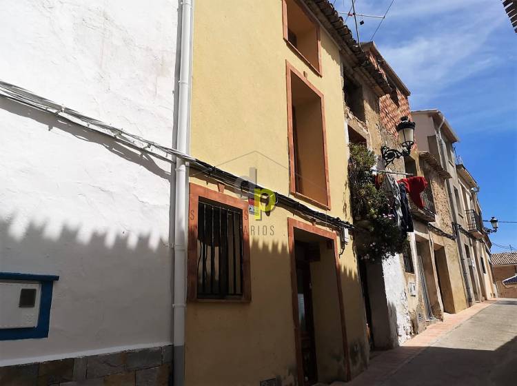 Venta - Casa adosada - Relleu