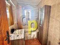 Sale - House - Montesinos