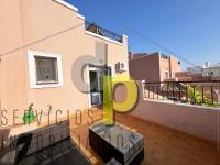 Sale - House - Montesinos