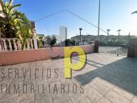 Sale - House - Montesinos