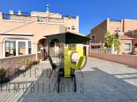 Sale - House - Montesinos