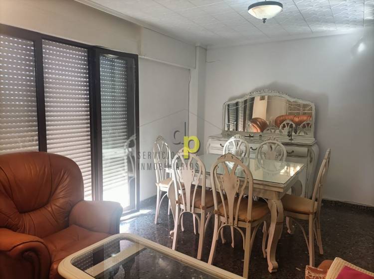 Alquiler larga temporada - Apartamento / Piso - Torrellano