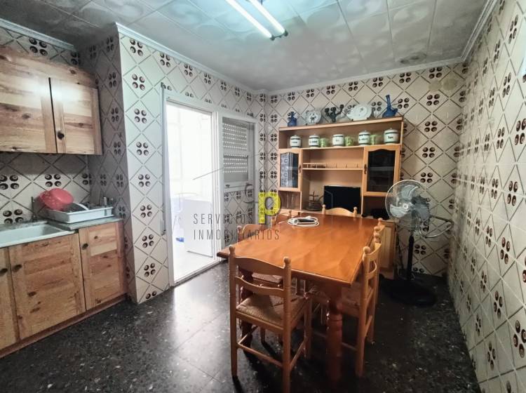 Alquiler larga temporada - Apartamento / Piso - Torrellano