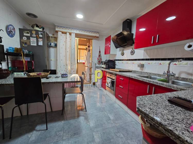 Sale - Apartment / Flat - Torrellano