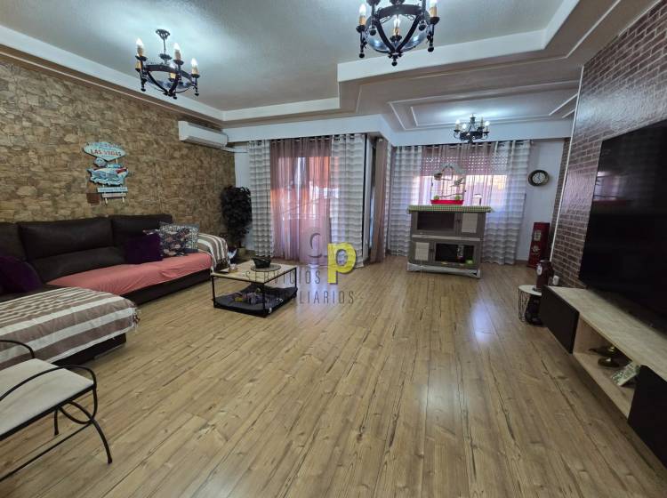 Sale - Apartment / Flat - Torrellano