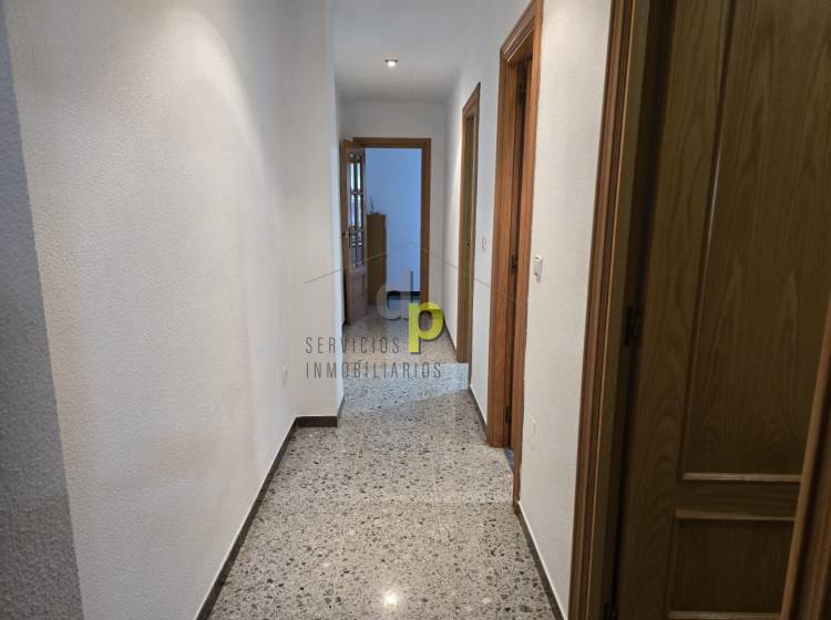Alquiler larga temporada - Apartamento / Piso - Torrellano