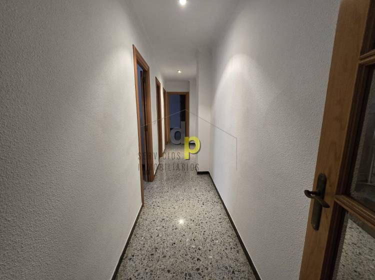 Alquiler larga temporada - Apartamento / Piso - Torrellano