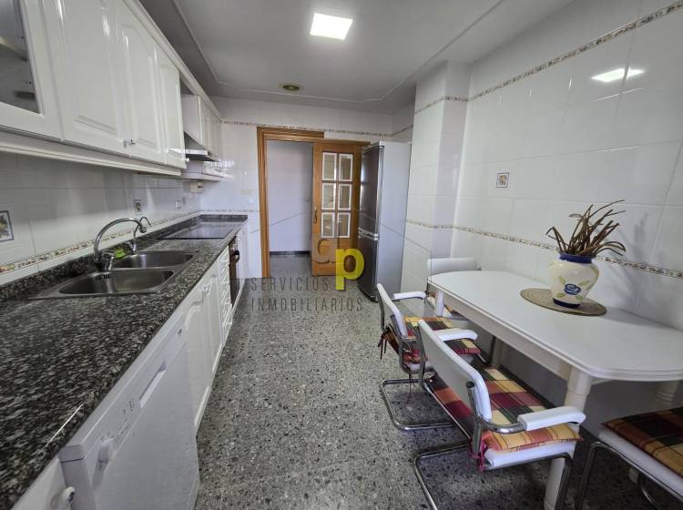 Alquiler larga temporada - Apartamento / Piso - Torrellano