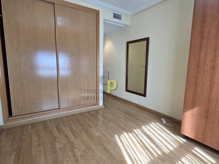 Alquiler larga temporada - Apartamento / Piso - Torrellano