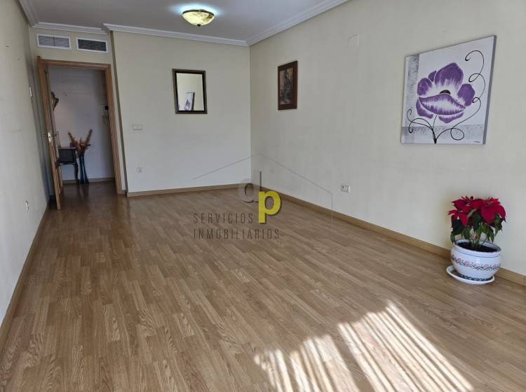 Alquiler larga temporada - Apartamento / Piso - Torrellano