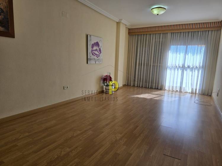 Alquiler larga temporada - Apartamento / Piso - Torrellano