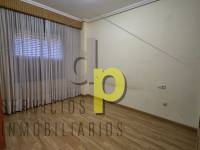 Alquiler larga temporada - Apartamento / Piso - Torrellano