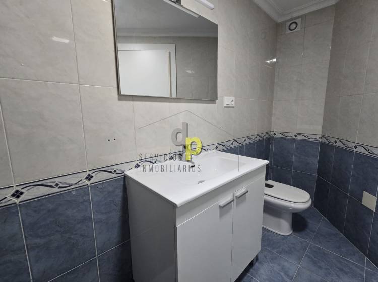 Alquiler larga temporada - Apartamento / Piso - Torrellano