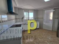 Alquiler larga temporada - Apartamento / Piso - Torrellano