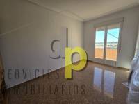 Alquiler larga temporada - Apartamento / Piso - Torrellano