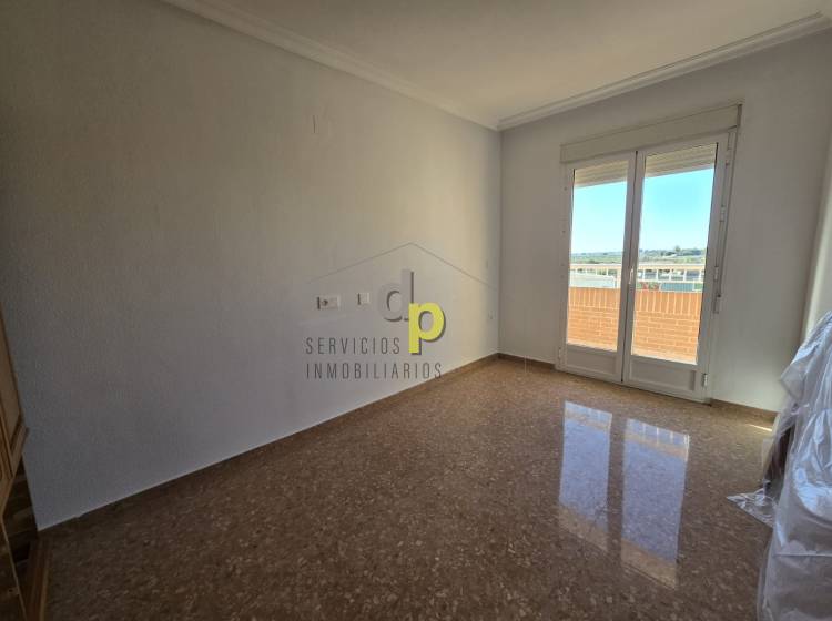 Alquiler larga temporada - Apartamento / Piso - Torrellano