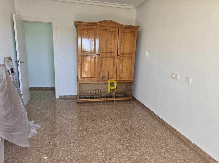 Alquiler larga temporada - Apartamento / Piso - Torrellano