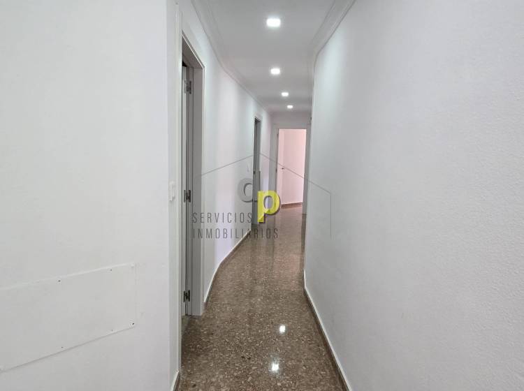 Alquiler larga temporada - Apartamento / Piso - Torrellano