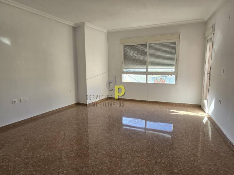 Alquiler larga temporada - Apartamento / Piso - Torrellano