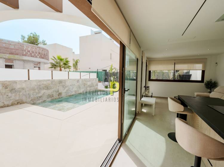 Sale - Terraced house - Almoradí