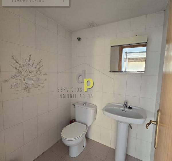 Alquiler larga temporada - Local  - Torrellano