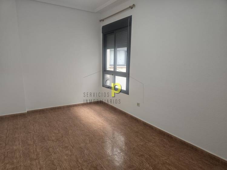 Alquiler larga temporada - Apartamento / Piso - Torrellano