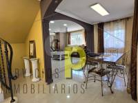 Venta - Villa - Arenales del Sol - Arenales