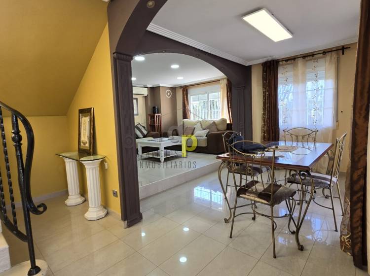 Venta - Villa - Arenales del Sol - Arenales