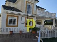 Venta - Villa - Arenales del Sol - Arenales