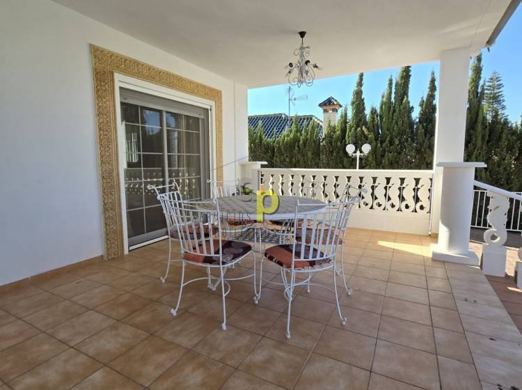 Venta - Villa - Arenales del Sol - Arenales