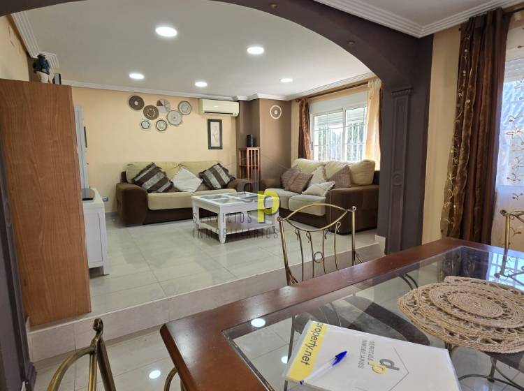 Venta - Villa - Arenales del Sol - Arenales