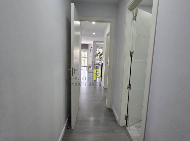 Sale - Apartment / Flat - Torrellano