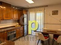 Alquiler larga temporada - Apartamento / Piso - Torrellano