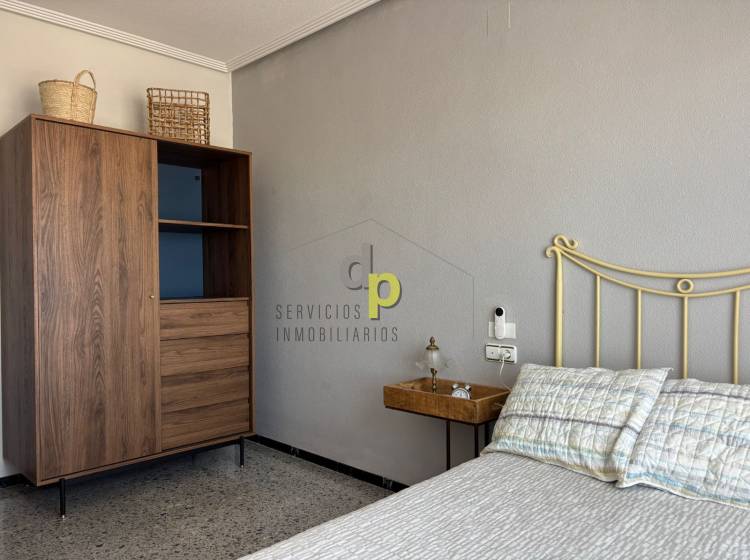 Alquiler larga temporada - Apartamento / Piso - Torrellano