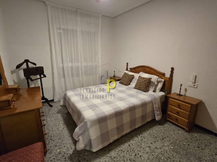 Alquiler larga temporada - Apartamento / Piso - Torrellano