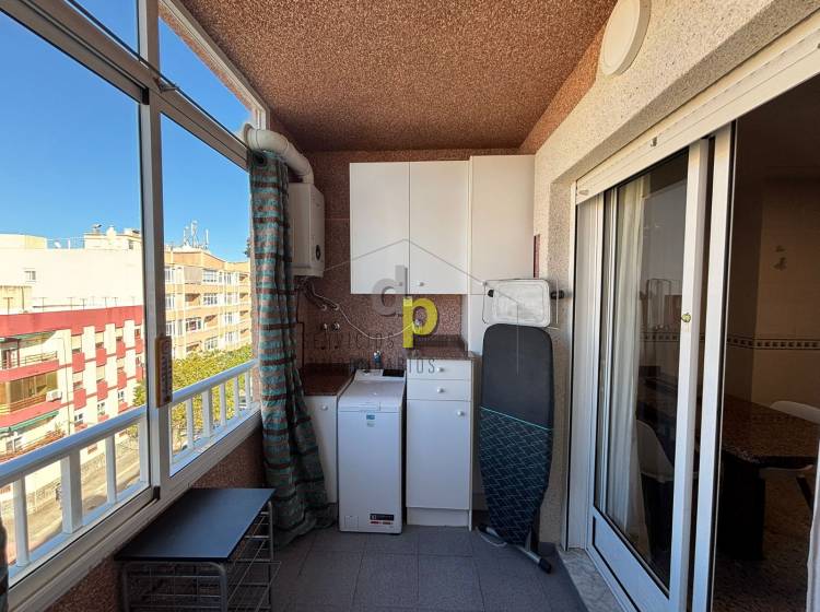 Alquiler larga temporada - Apartamento / Piso - Torrellano