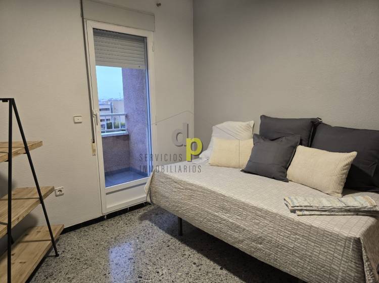 Alquiler larga temporada - Apartamento / Piso - Torrellano
