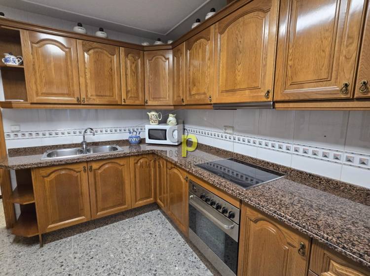 Alquiler larga temporada - Apartamento / Piso - Torrellano