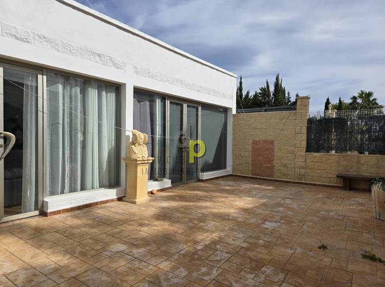 Alquiler larga temporada - Chalet - San Fulgencio