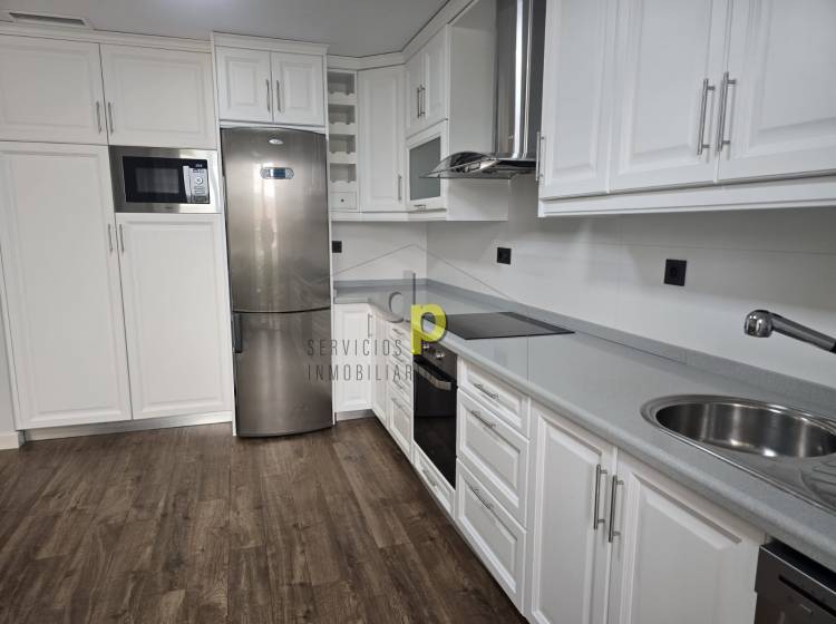 Alquiler larga temporada - Apartamento / Piso - Torrellano