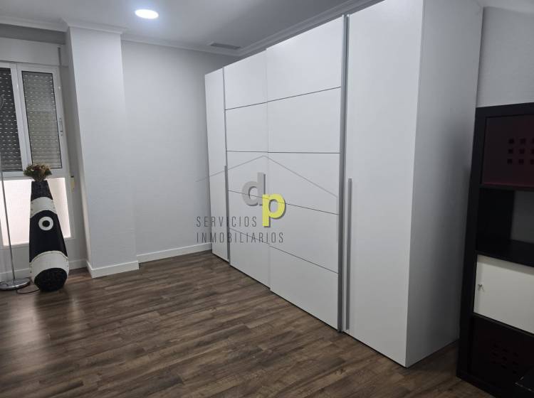 Alquiler larga temporada - Apartamento / Piso - Torrellano