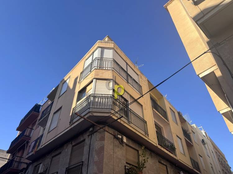 Sale - Apartment / Flat - Elche - Center