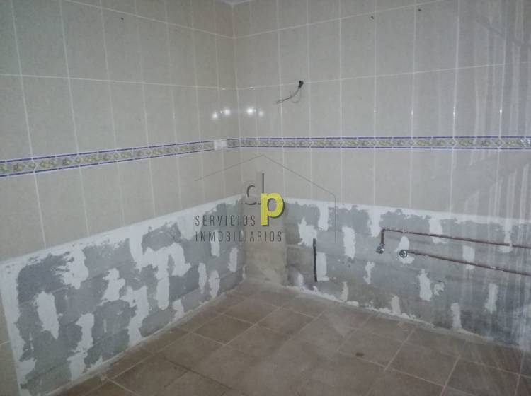 Sale - House - Salinas