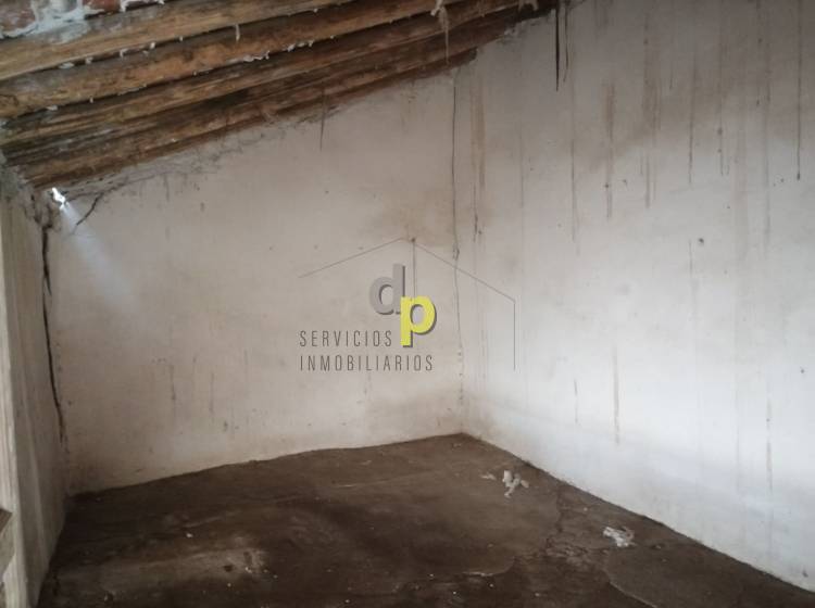 Sale - House - Salinas