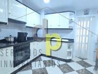 Sale - Apartment / Flat - Elche - El Toscar
