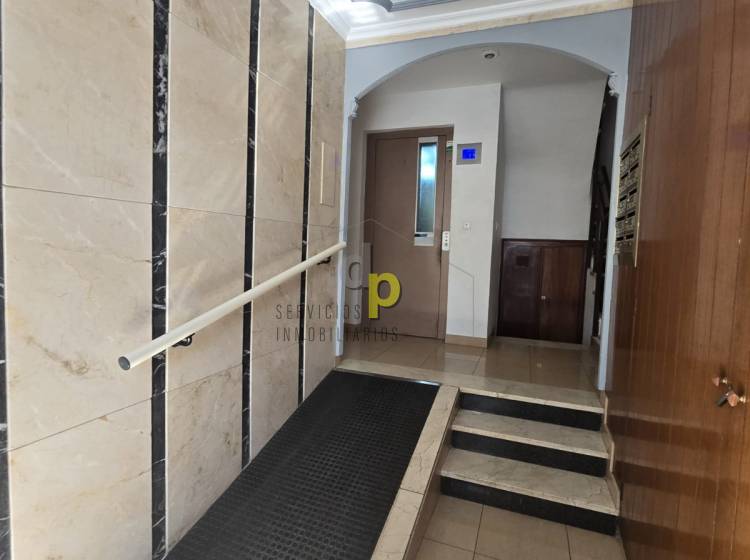 Sale - Apartment / Flat - Elche - El Toscar