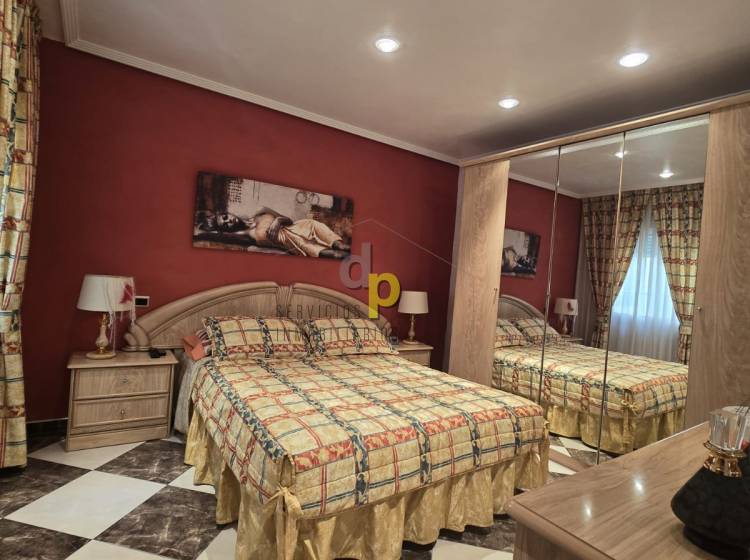 Sale - Apartment / Flat - Elche - El Toscar