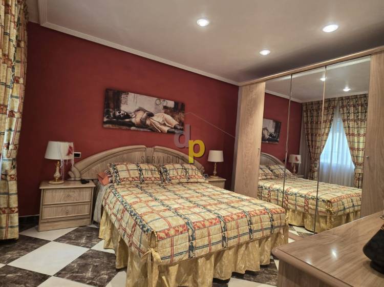 Sale - Apartment / Flat - Elche - El Toscar